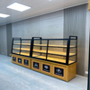 Gabinete de exhibición de pan marrón