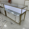 Gabinete de exhibición de joyería de juego de oro titanium
